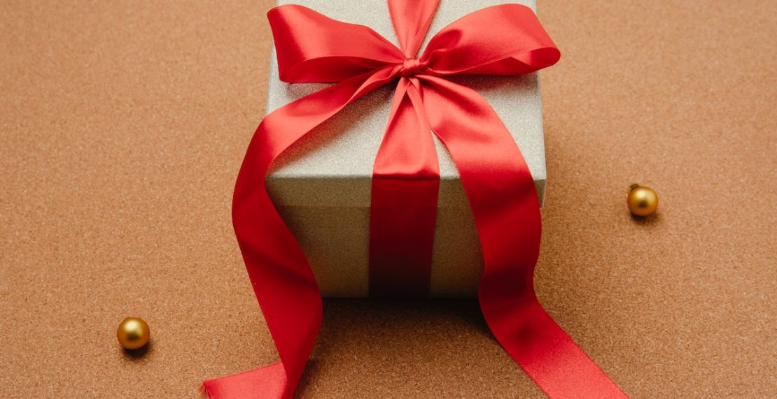Le cadeau d’affaires : l’art d’offrir avec élégance